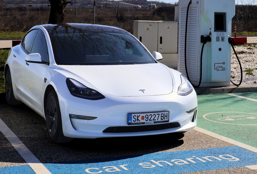 Заврши го наемот